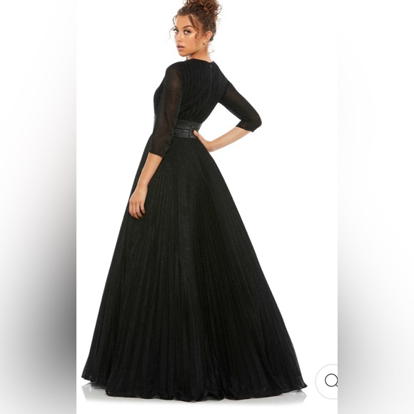 MAC DUGGAL SHIMMERING PLEATED A-LINE 3/4 SLEEVE BLACK BALLGOWN 30700 DRESS Sz 8 - Picture 2 of 8